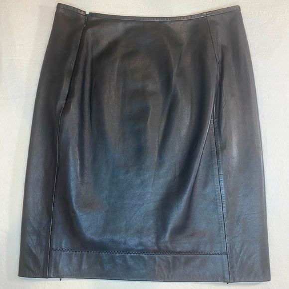 DIANE von FURSTENBERG Rita Two Way Black Leather Pencil Skirt Size 8 - Picture 8 of 8